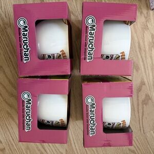 Maruchan Ramen Noodle Bowl With chopsticks